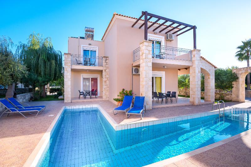 Azure Beach Kissamos Exterior photo