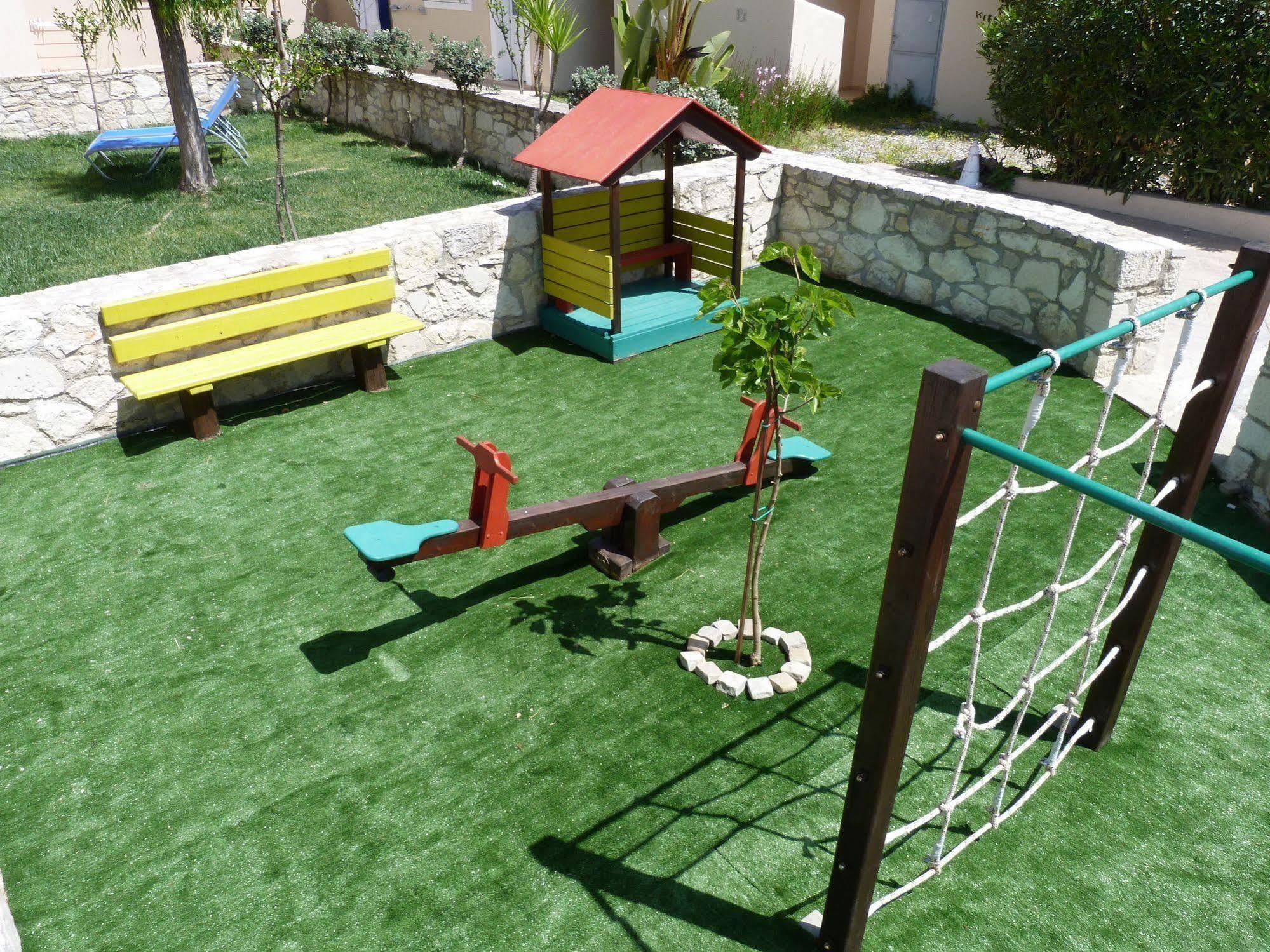 Azure Beach Kissamos Exterior photo